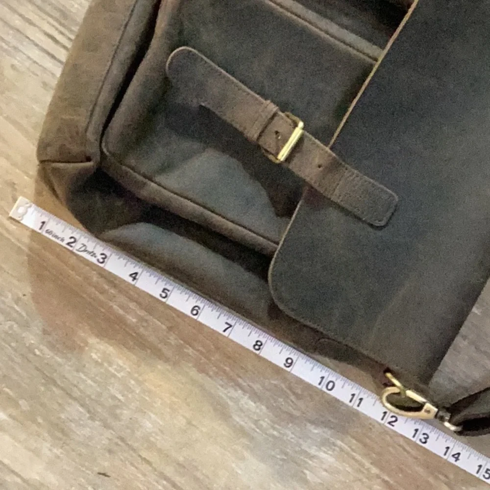 KomalC Brown Leather Messenger/Briefcase Laptop Bag w/ Shoulder Strap Unisex